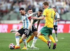 阿根廷足球队奉献激战力争胜利的简单介绍